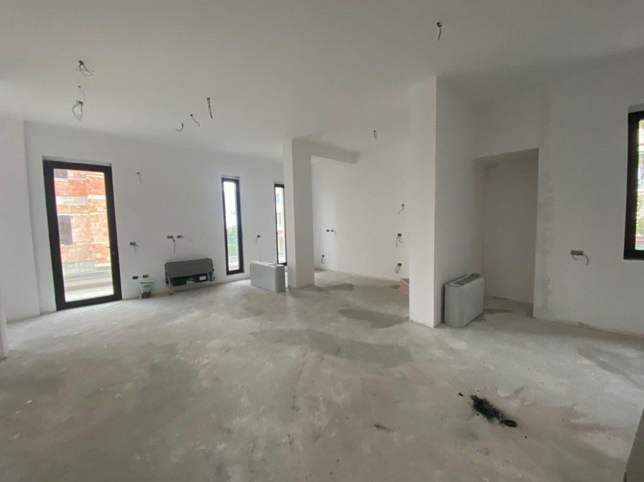 Duplex prane TEG, Tirane