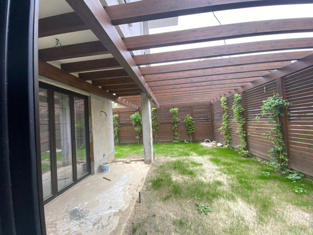 Duplex prane TEG, Tirane