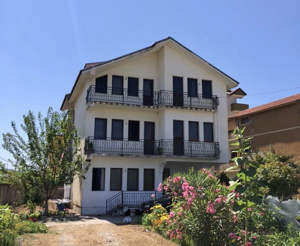 Vile 3 kate per shitje, Plazh Durres