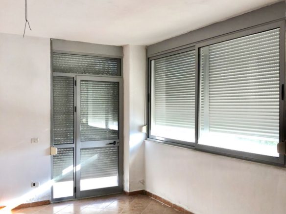 Apartament 3+1 prane Gjimnazit Gjergj Kastrioti, Durres