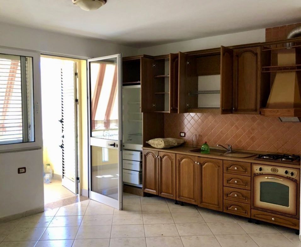 Apartament me 460 euro/m2, Golem