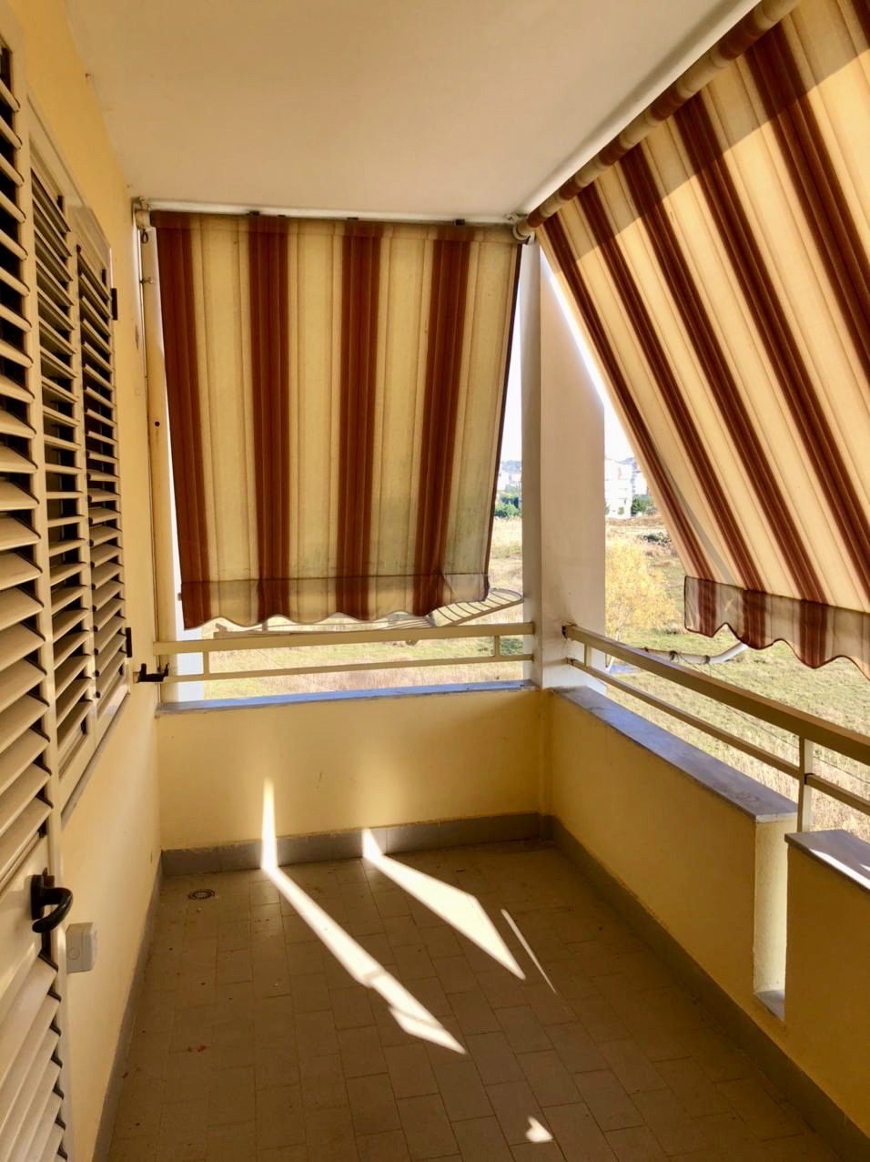 Apartament me 460 euro/m2, Golem
