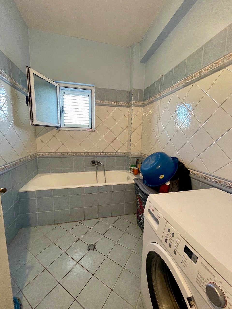 Vile 3 kate per shitje, Shkozet Durres