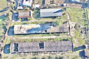 {:sq}Shitet Truall dhe Magazina në Zonë Industriale, Xhafzotaj!{:}