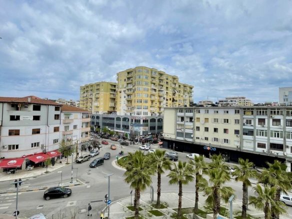 Apartament 1+1 prane qendes te Durresit !