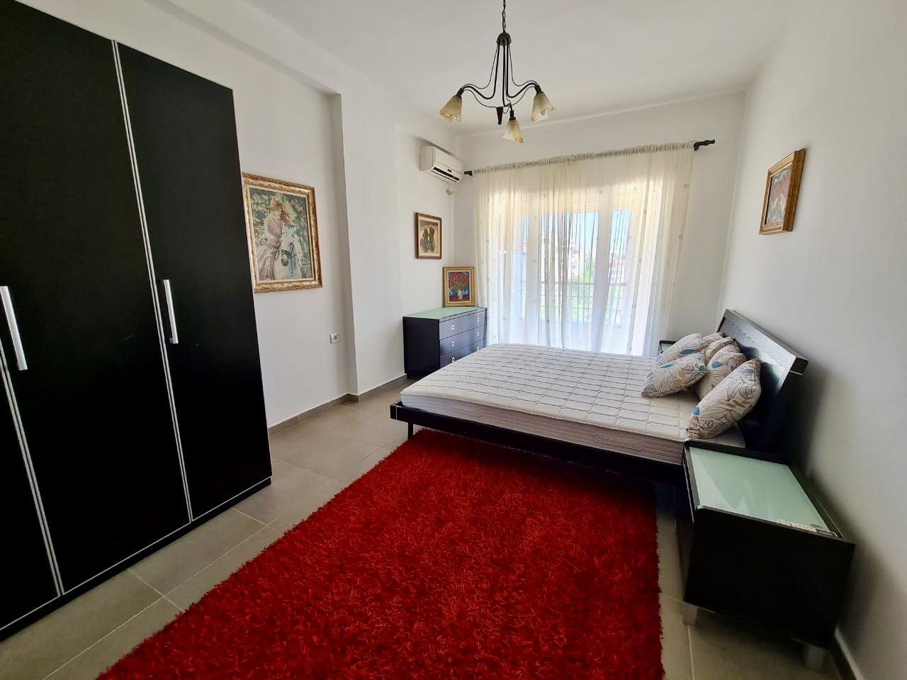 PËR QERA : APARTAMENT ME SUPER PAMJE TE KOPSHTI ZOOLOGJIK, TIRANE