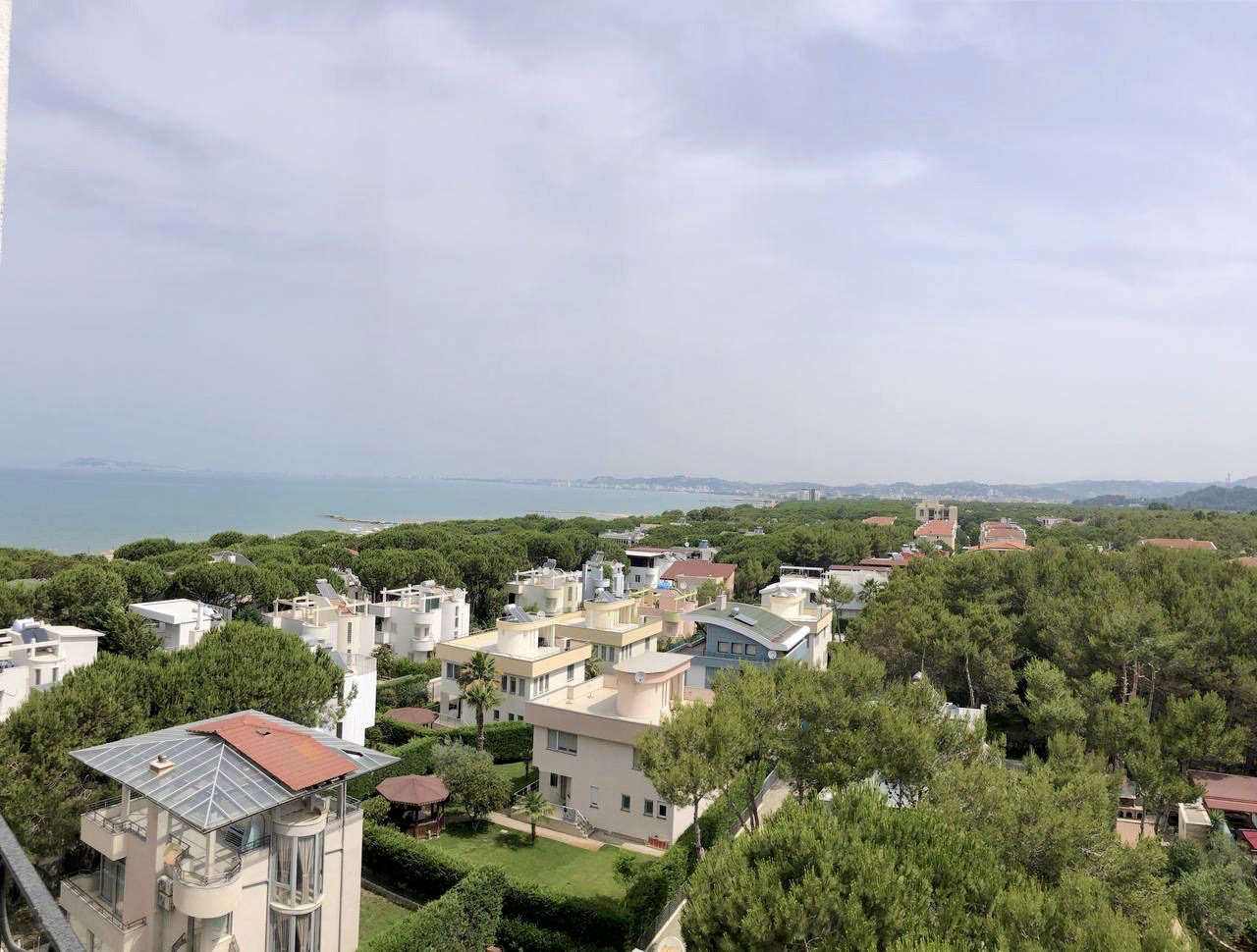 Apartament me pamje nga deti, te Royal Park Hotel, Kavaje.