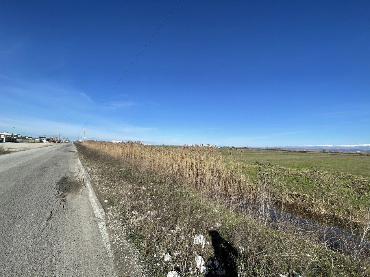 0761E7E7-3648-42E0-8960-11D8DC9ADE2B Shitet toke 6’000 m2, prane Universitetit te Durresit.