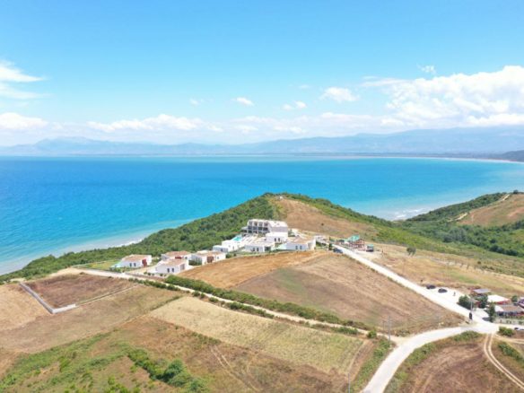 8000 m2 per shitje te Kepi Rodonit, Durres