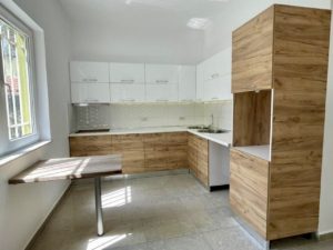 PER QIRA 3+1 TE BLLOKU I VILAVE SELITE, TIRANE