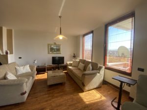 Apartament 3+1 me pamje panoramike per shitje, Bulevardi Gjergj Fishta, Tirane.