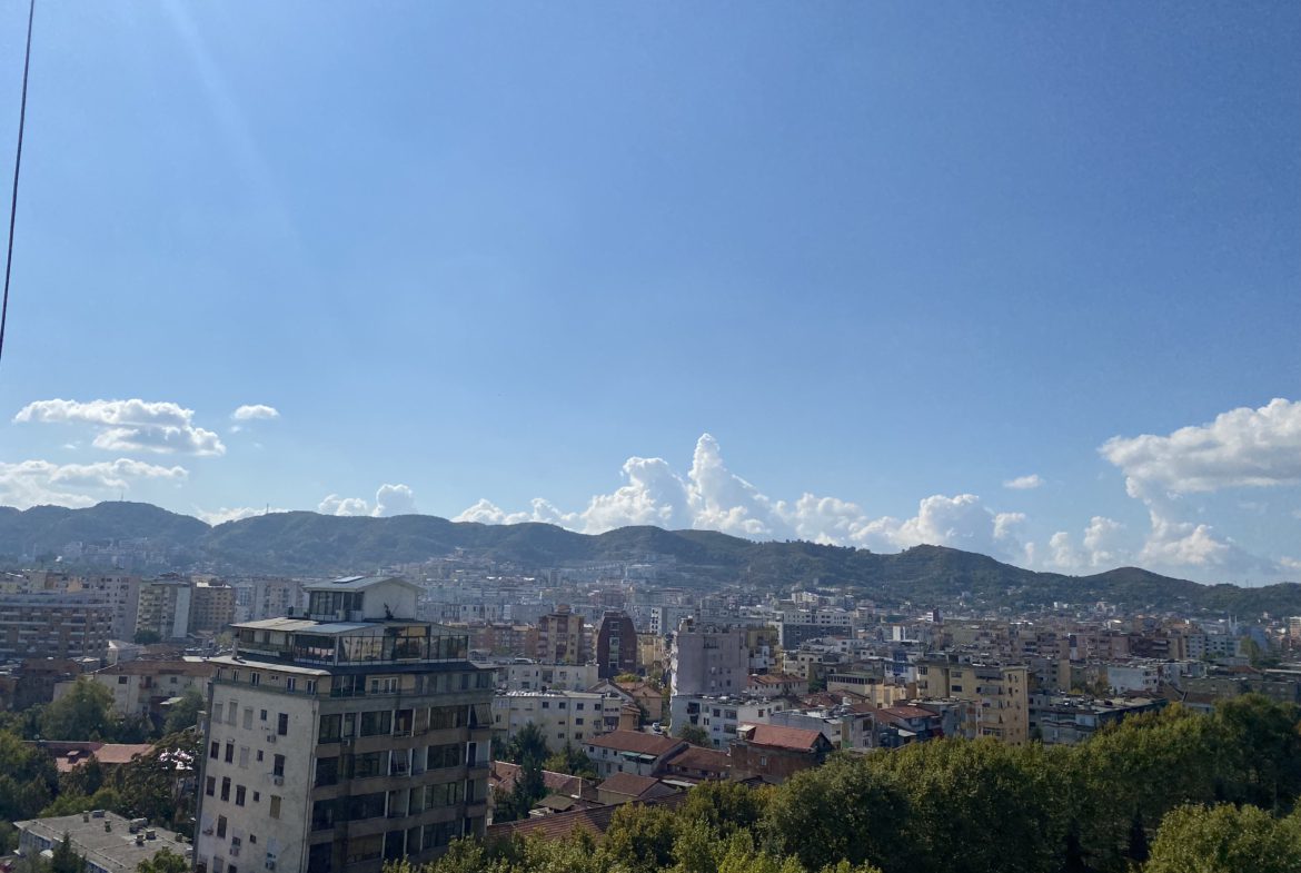 Apartament 3+1 me pamje panoramike per shitje, Bulevardi Gjergj Fishta, Tirane.