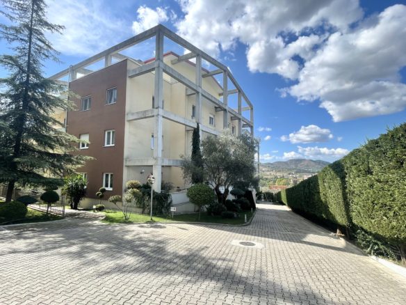 Apartament 3+1+Parkim per shitje ose per qera, kompleksi “The Touch of Sun”
