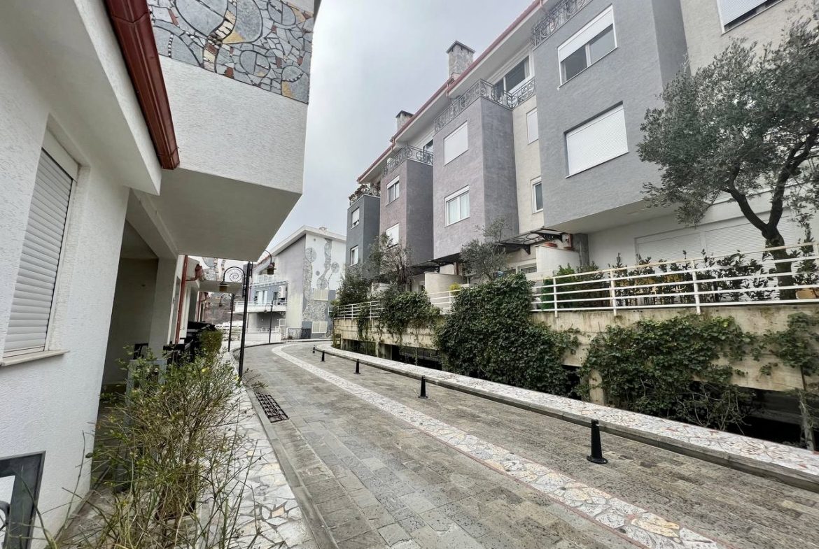 Super vile per shitje, tek Rezidenca Kodra e Diellit 1, Tirane.