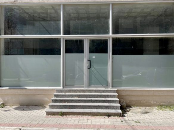 Ambient biznesi prane Hotel Koral, Plazh