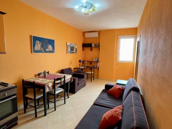 Apartament 2+1 prane hotel Benilva, Shkembi Kavajes