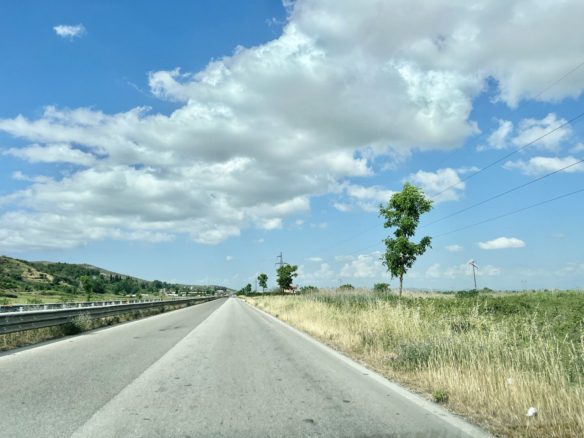 Toke per shitje, Autostrada Fier-Lushnje km 7.