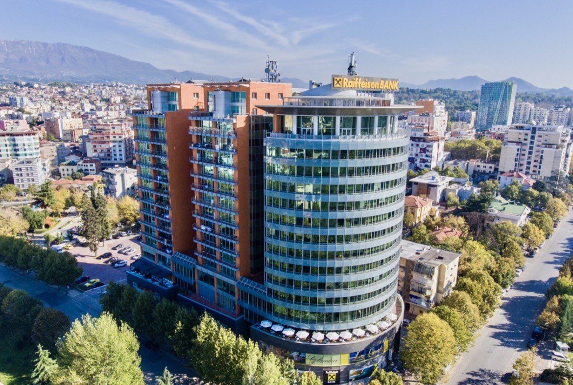 Njesi tregtare per shitje, Qendra Tregtare ETC, Tirane.