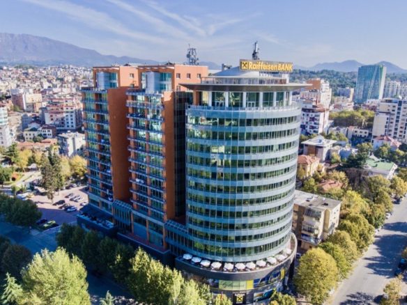 Njesi tregtare per shitje, Qendra Tregtare ETC, Tirane.
