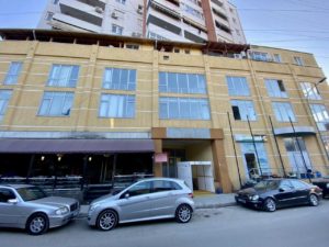 Ambient biznesi per qera, prane Vilave Gjermane, Tirane.