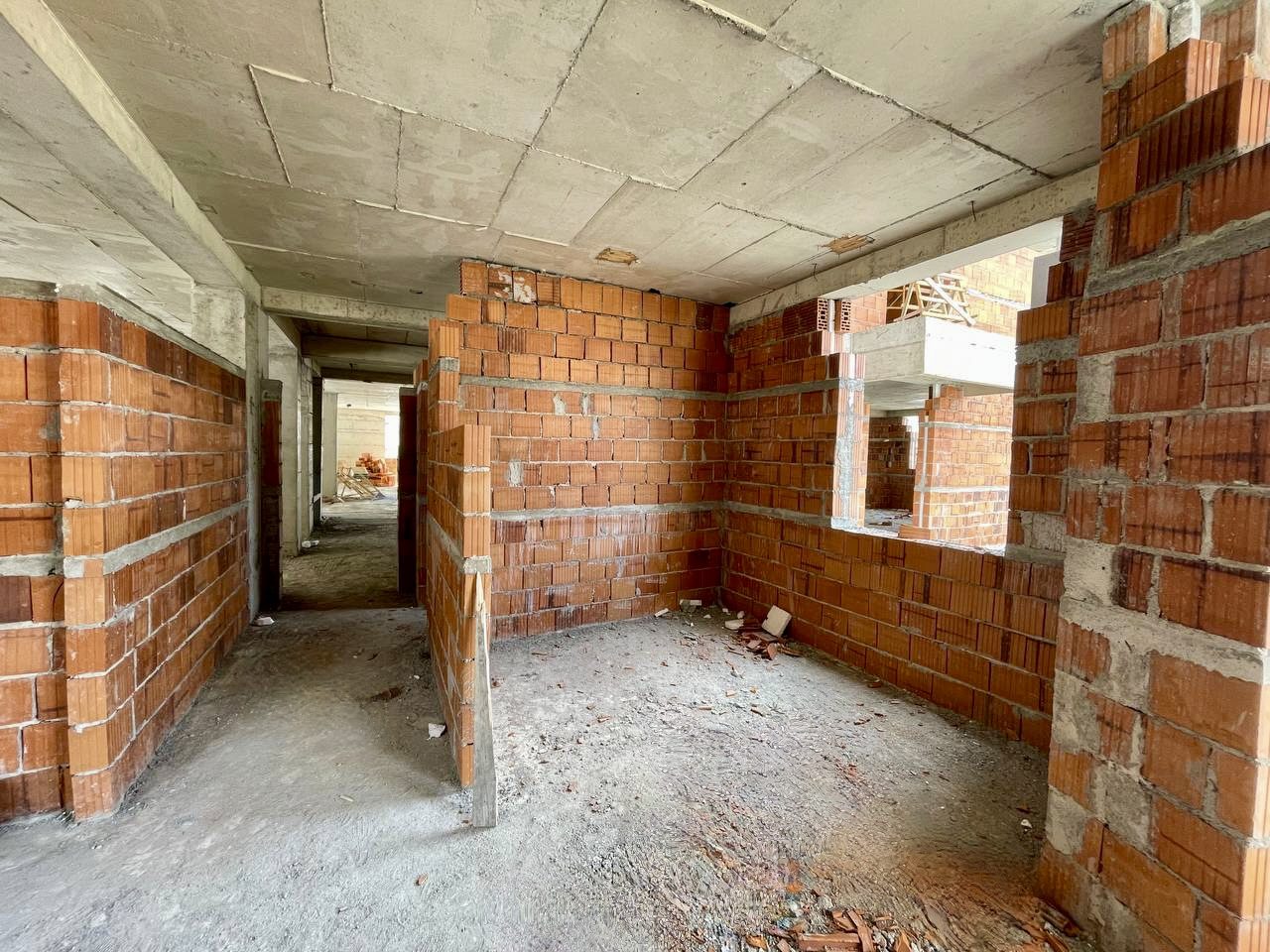 Apartament 1+1 per shitje prane gjimnazit “Gjergj Kastrioti” Durres