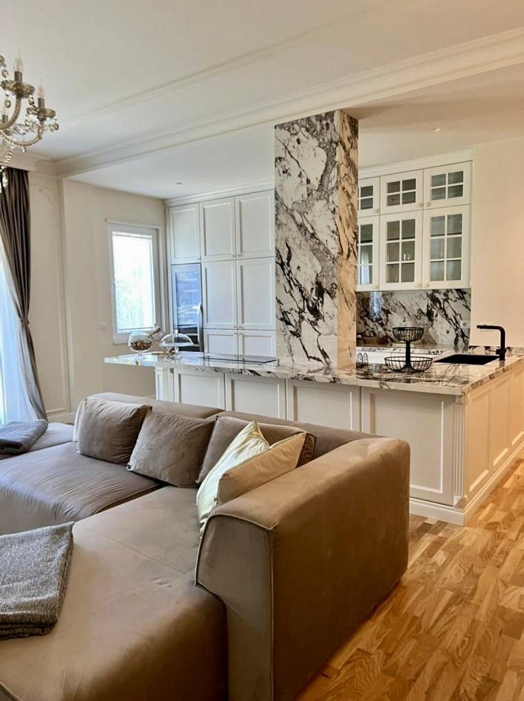 Apartament me oborr per shitje prane Teg-ut, Tirane￼