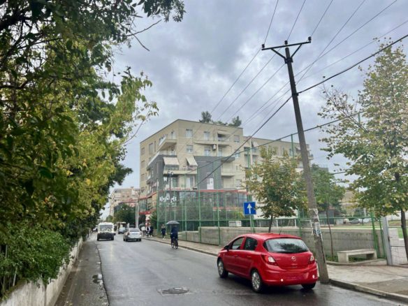 Ambient biznesi per shitje ne Laprake, Tirane.