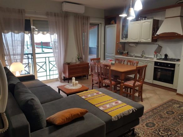 Apartament 2+1 per qera, rruga e Bogdaneve, Tirane.