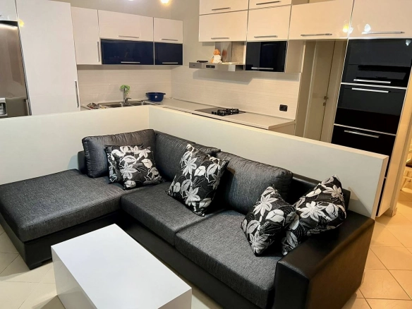 Apartament per shitje ne Qender, Durres