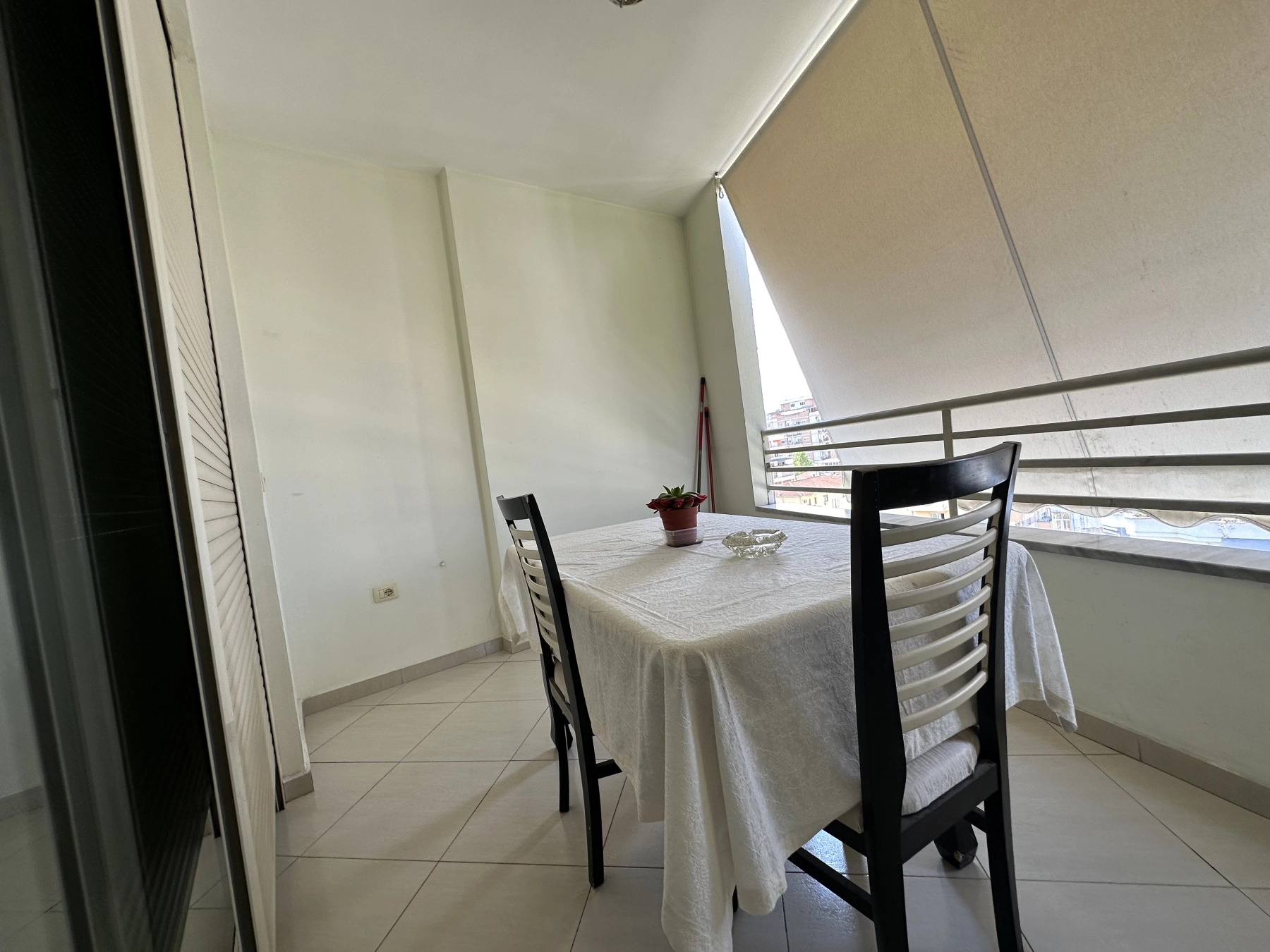 Apartament 2+1 per qera, Don Bosko, Tirane.
