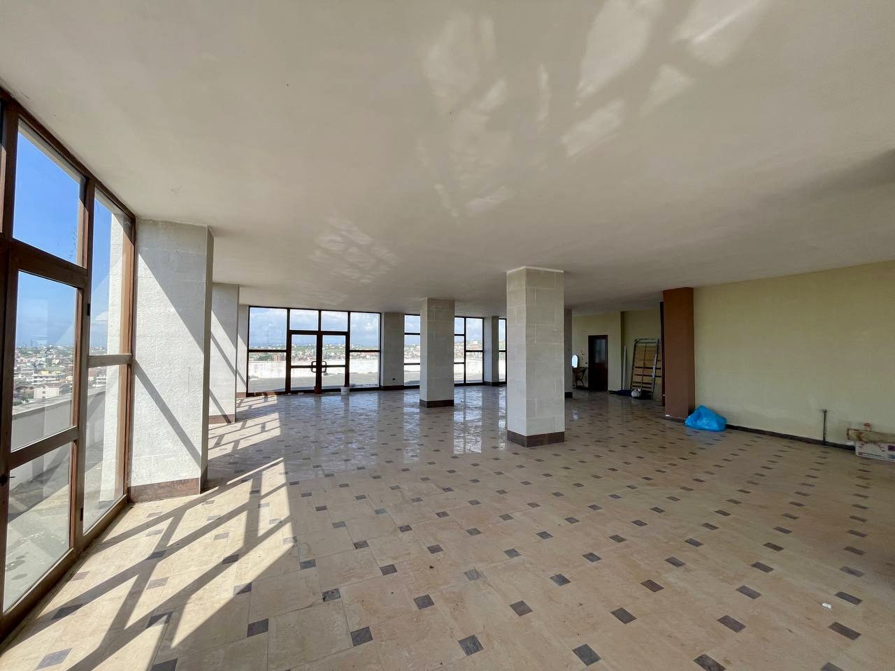 Papafingo 1170 m2 per shitje, Plazh Durres