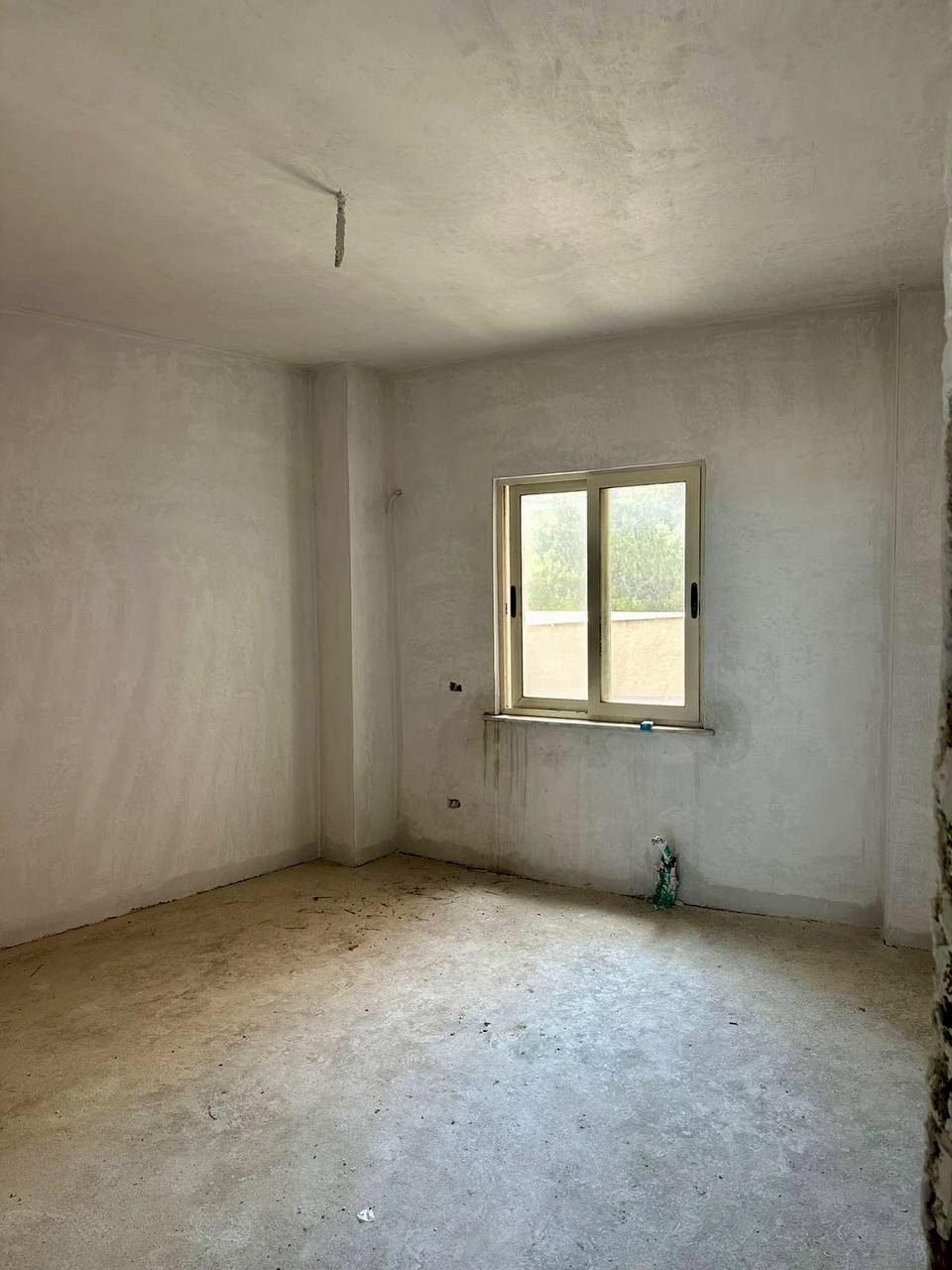 Apartament 2+1 per shitje te Vila Zogut, Durres