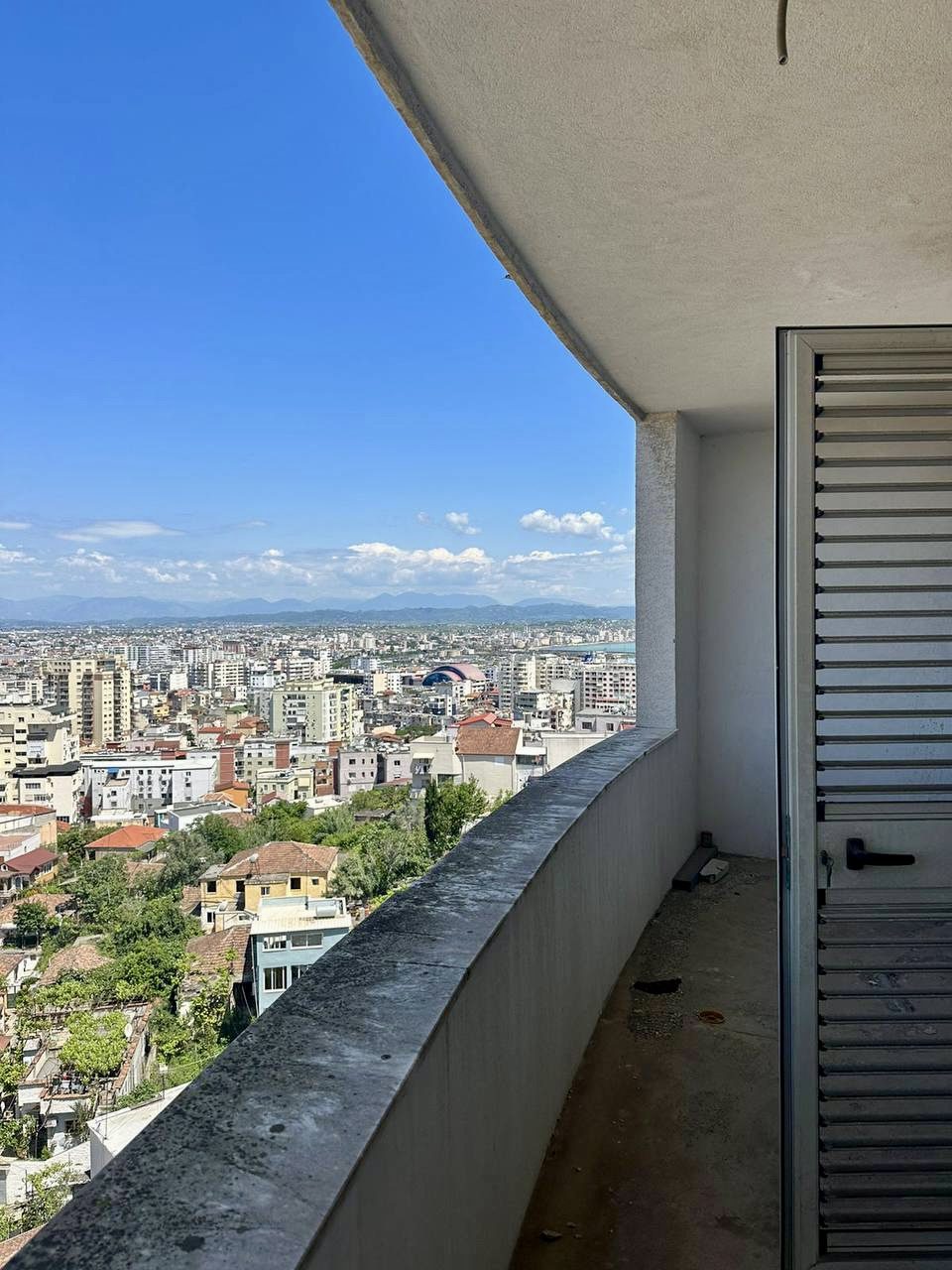 Apartament 2+1 per shitje te Vila Zogut, Durres
