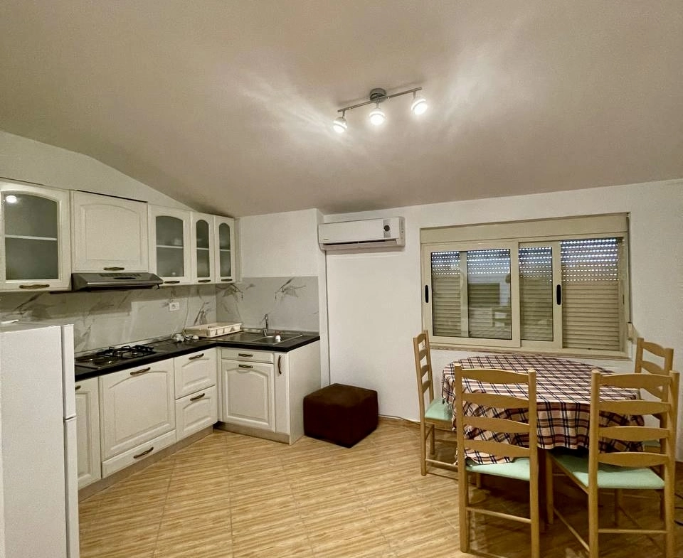 Apartament 3+1 per shitje ne Qerret, Kavaje
