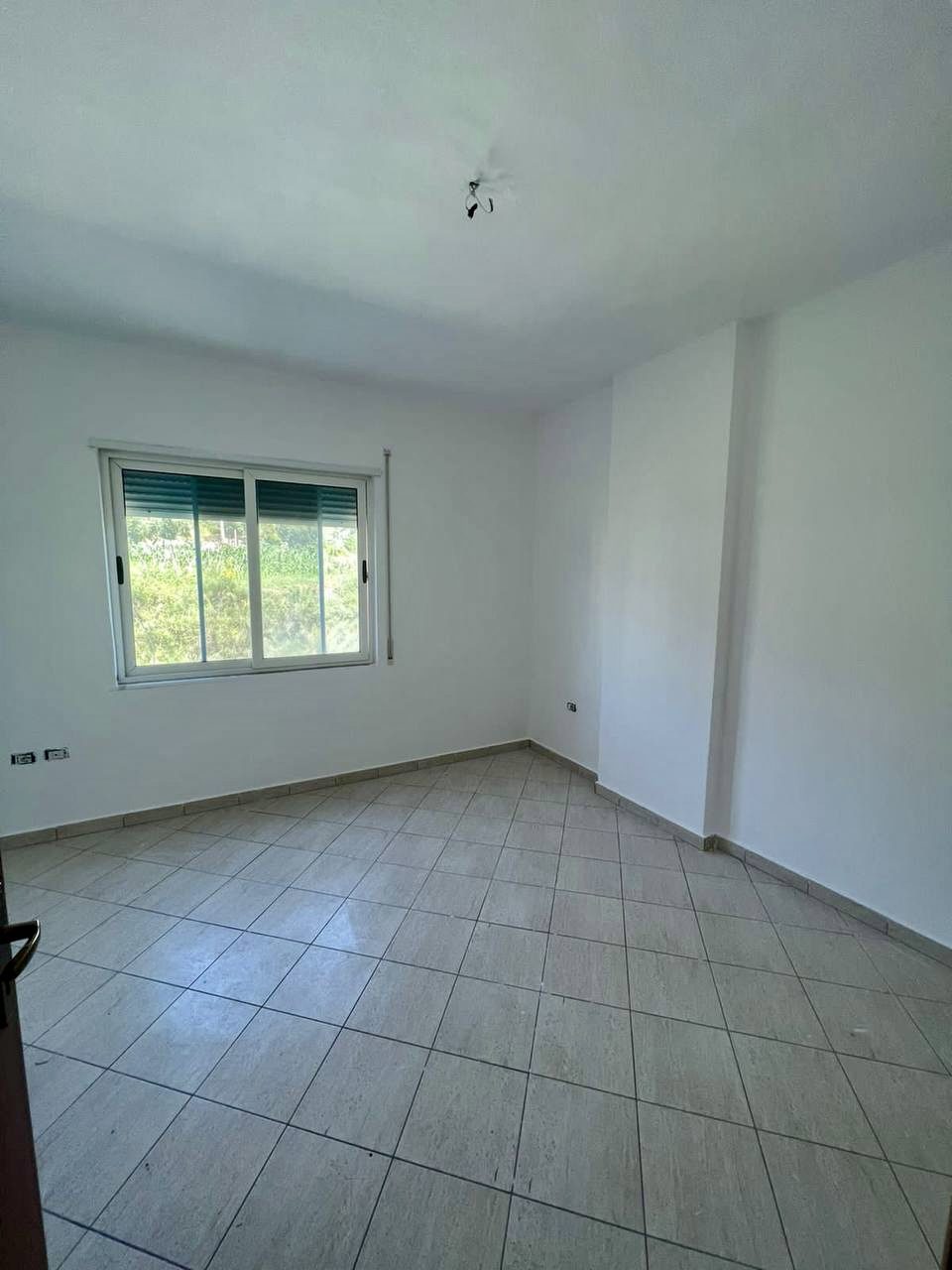Apartament 1+1 per shitje prane Shkembit Kavajes, Durres