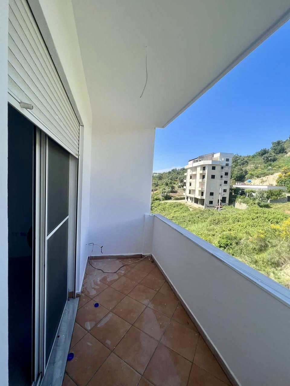 Apartament 1+1 per shitje prane Shkembit Kavajes, Durres