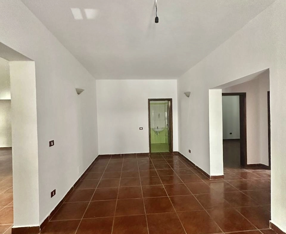 Apartament 160 m2 te Pranvera, Durres