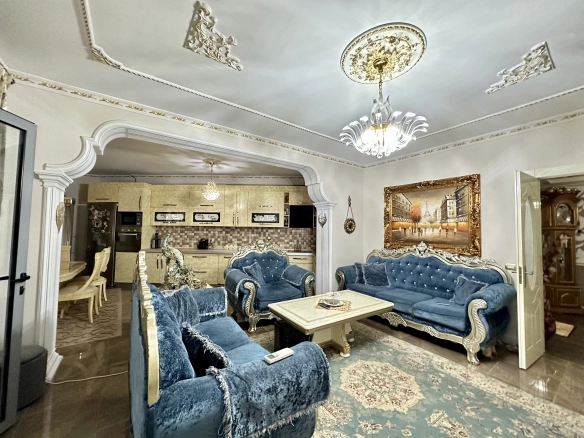 Apartament 2+1 per shitje, prane Kopshtit Botanik, Tirane.