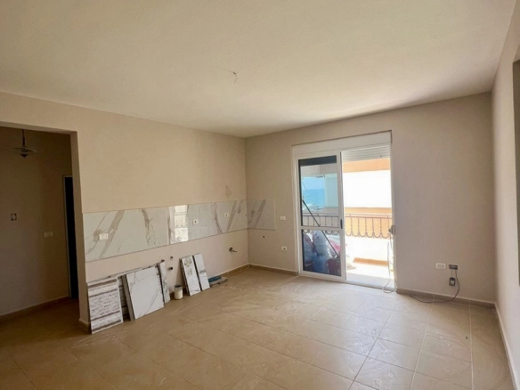 Apartament 1+1 per shitje, te Shkembi Kavajes, Durres