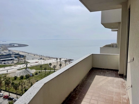 Apartament 2+1 per shitje me pamje nga deti, Vollga Durres