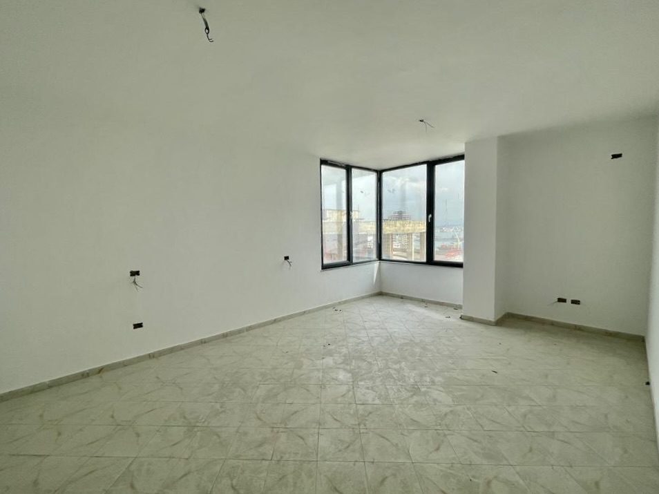 Apartament 2+1 per shitje me pamje nga deti, Vollga Durres