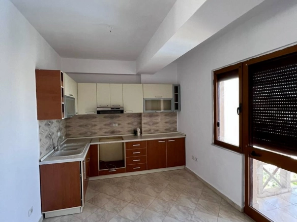 Apartament 2+1 per shitje ne Plazh, Durres