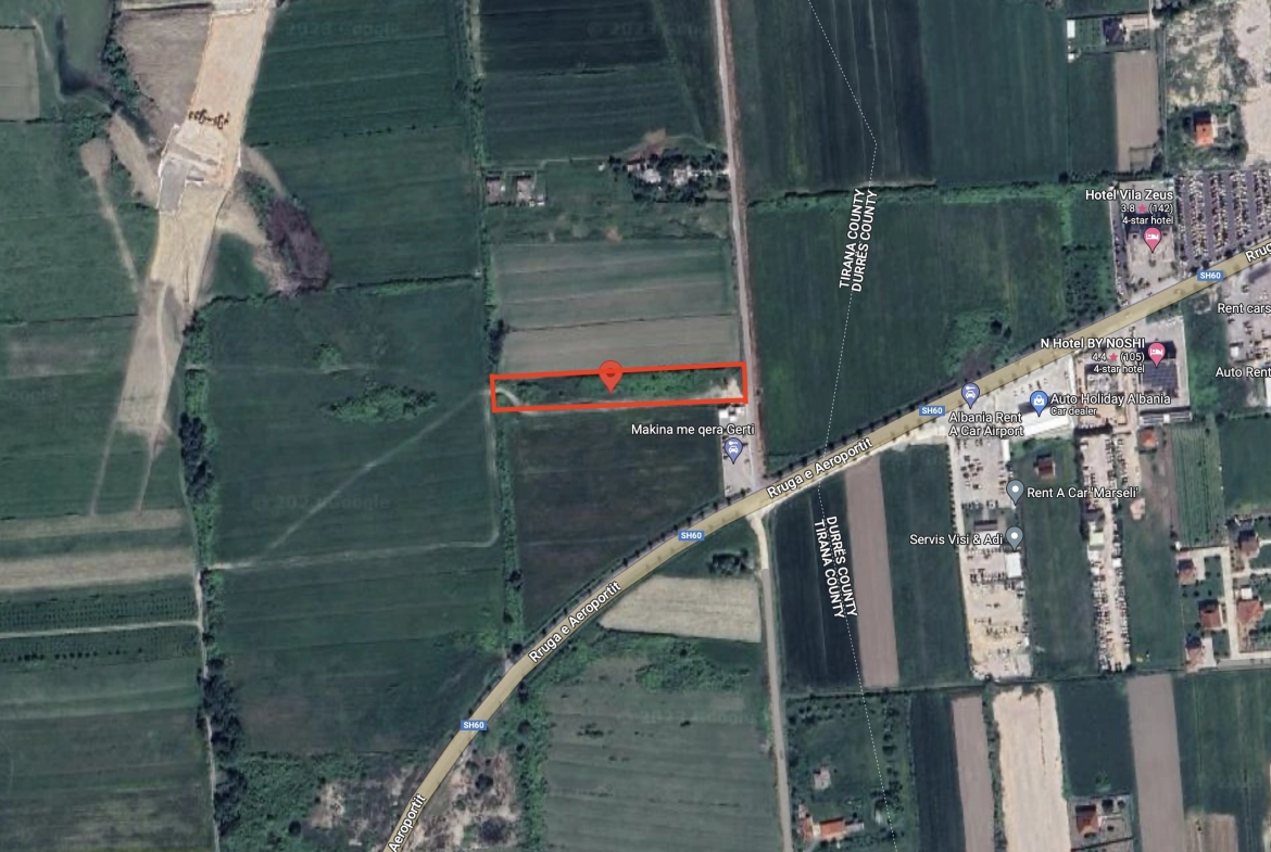 4000 m2 toke per shitje prane Aeroportit, Rinas