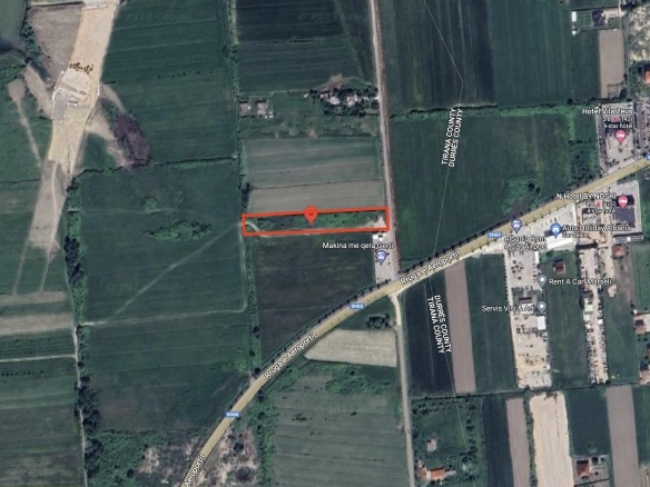 4000 m2 toke per shitje prane Aeroportit, Rinas