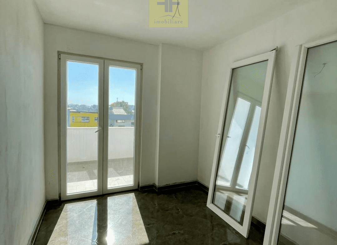 Apartament 3+1 per shitje ne Shkozet, Durres.