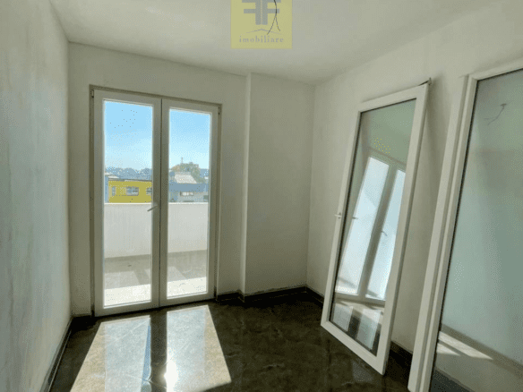 Apartament 3+1 per shitje ne Shkozet, Durres.