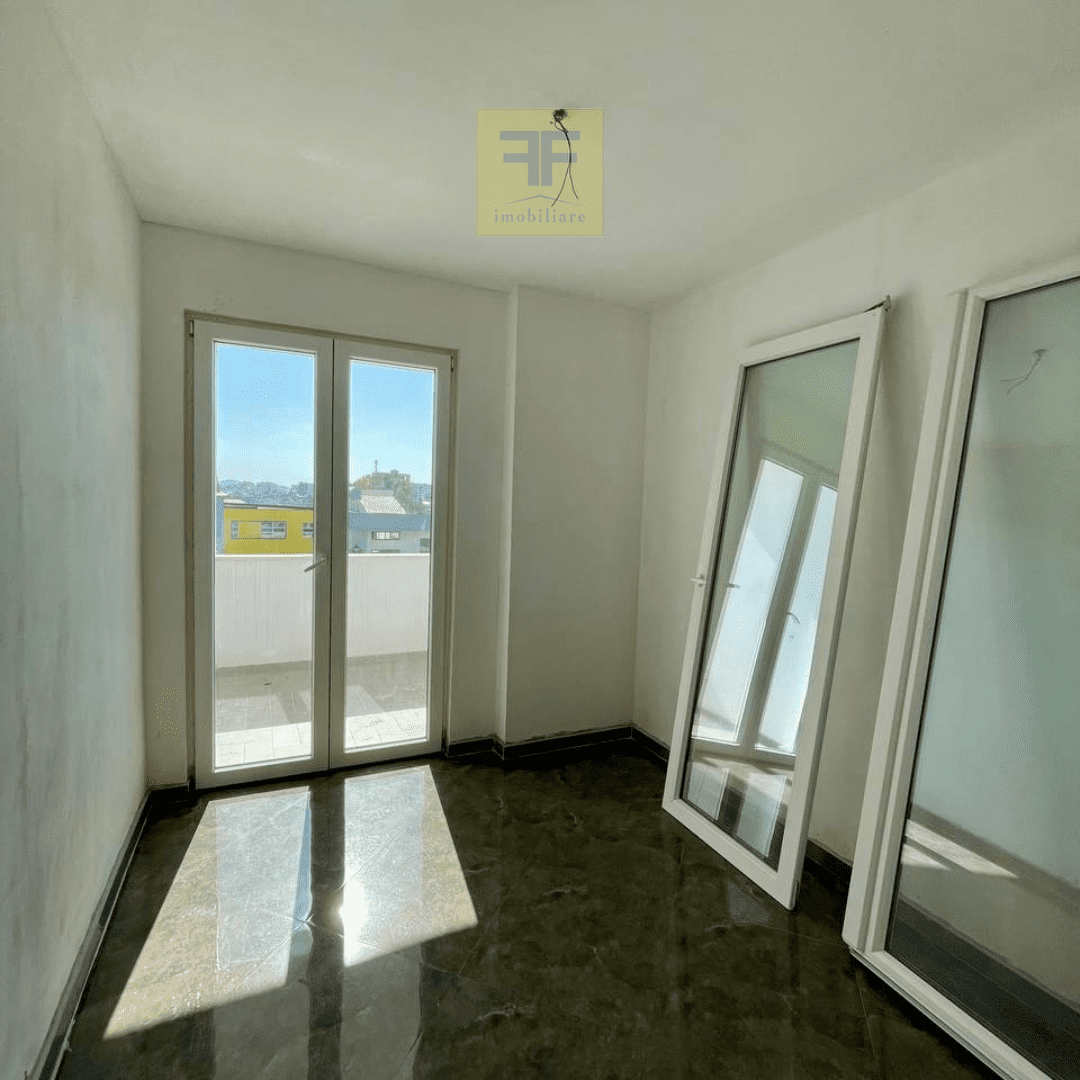 Apartament 3+1 per shitje ne Shkozet, Durres.