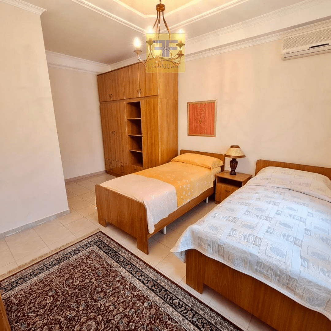 Apartament 2+1 me qera ne Bllok, Tirane