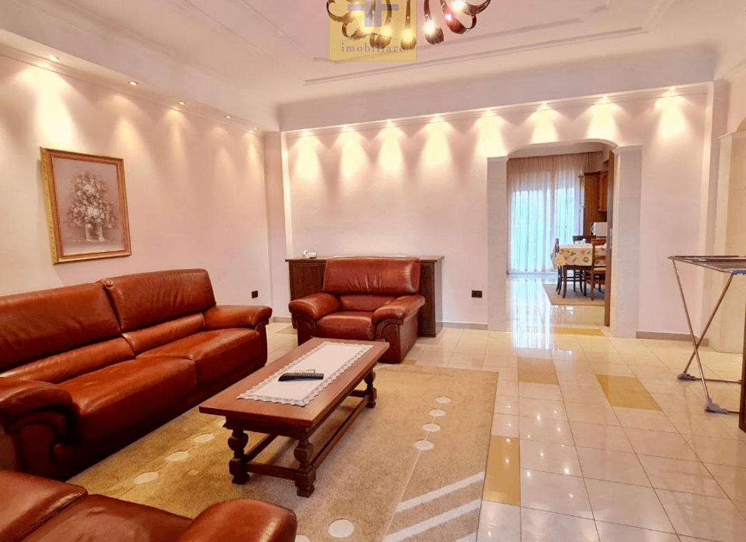Apartament 2+1 me qera ne Bllok, Tirane
