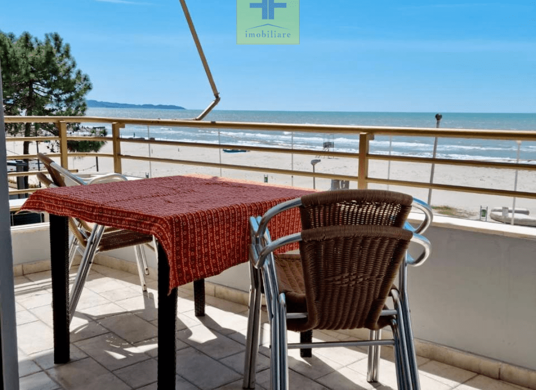 Apartament 2+1 me qera me pamje deti, Golem.